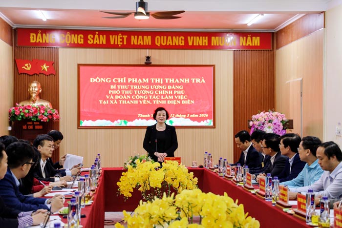 Deputy Prime Minister Pham Thi Thanh Tra inspects the preparation for elections and the 2-level local government model in Thanh Yen commune. Photo: Dien Bien Provincial People's Committee
