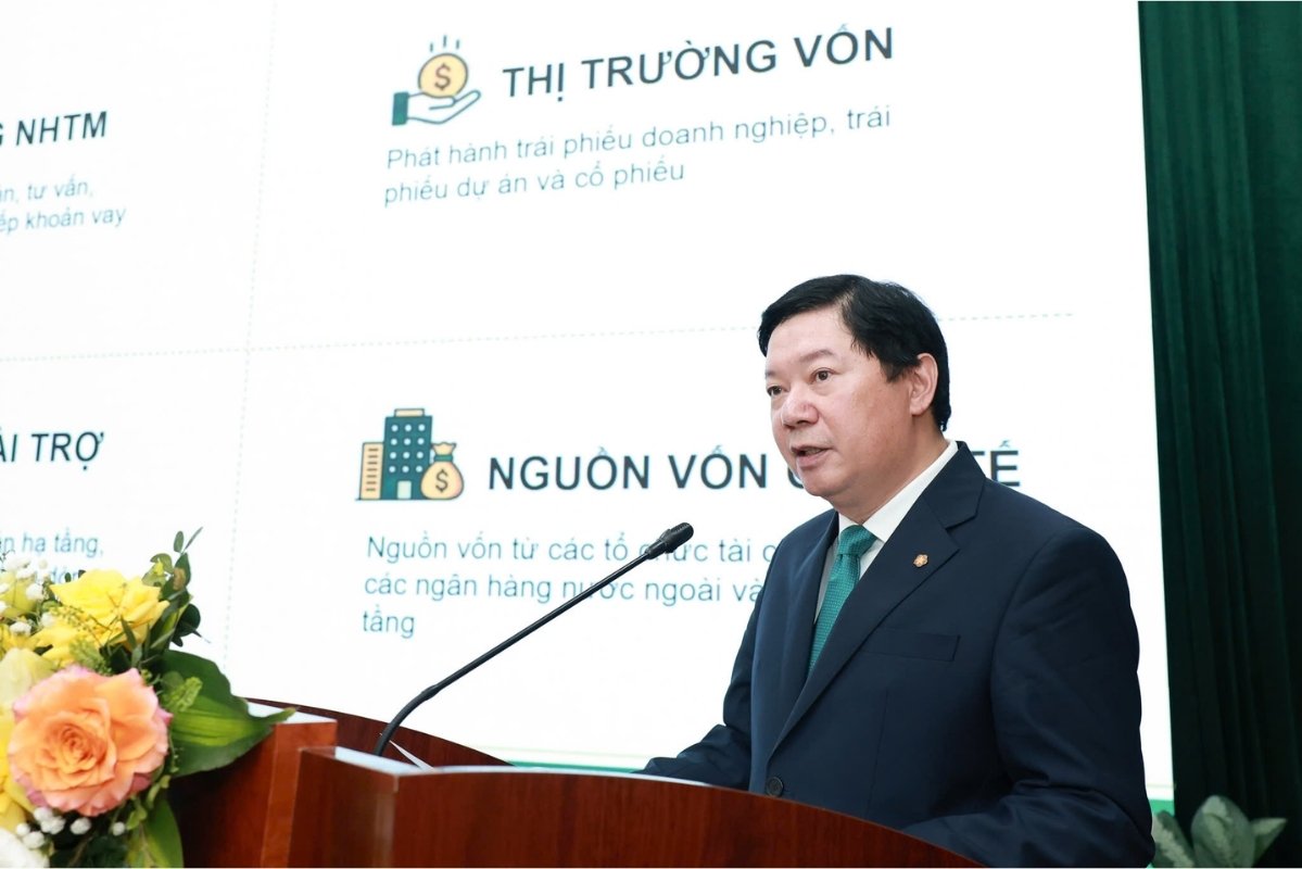 Mr. Doan Viet Nam - Deputy General Director of Vietnam Bank for Investment and Development (BIDV) said that the capital demand in the coming period is very large. Photo: Hai Nguyen