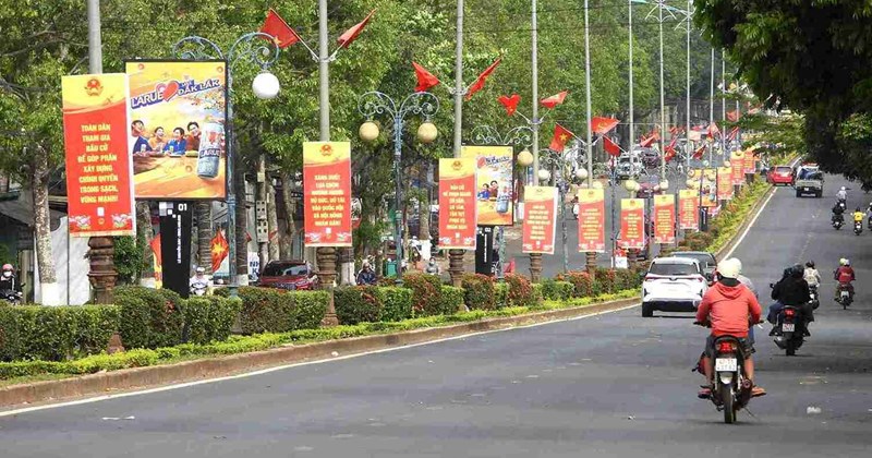 Đắk Lắk rực rỡ cờ hoa trước thềm bầu cử