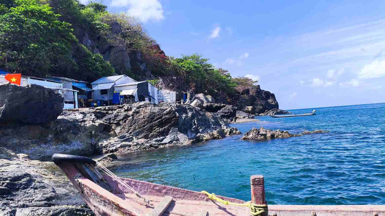 Một góc Hòn Chuối, Cà Mau trước giờ bầu cử sớm. Ảnh: Nhật Hồ.