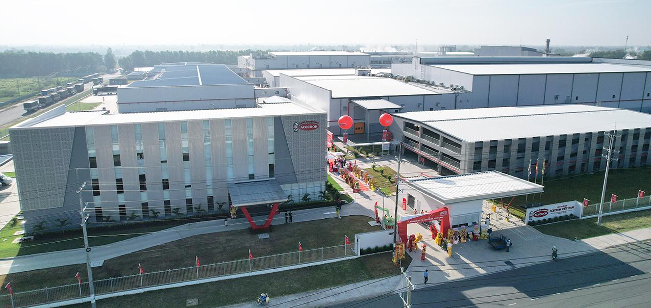 La société par actions Acecook Vietnam inaugure officiellement la nouvelle usine de Vĩnh Long. Photo: Acecook