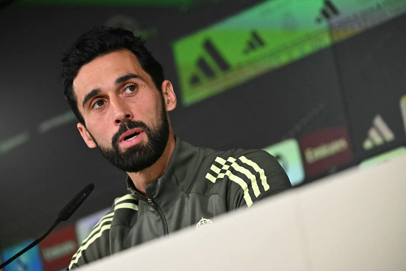 Arbeloa rõ ràng đã cao tay hơn Guardiola.  Ảnh: AFP