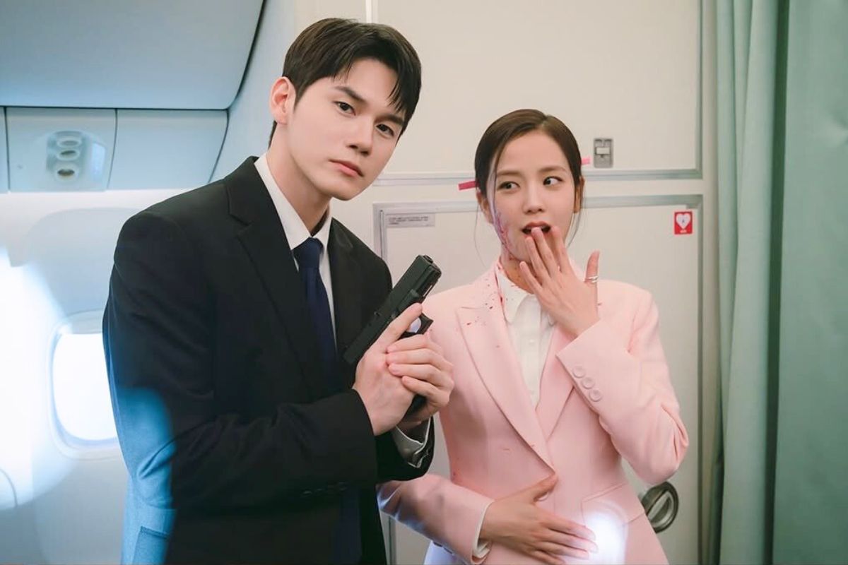 Ong Seong Wu and Jisoo (Blackpink) are a beautiful couple in the movie "Boyfriend on demand". Photo: Producer