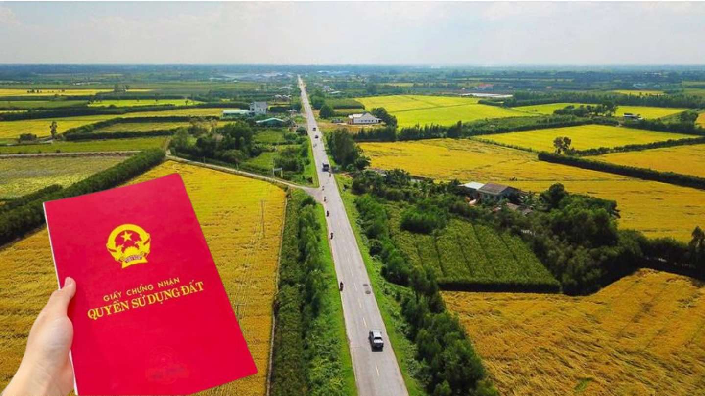 Houses on agricultural land built a long time ago, how to handle them when changing purpose?