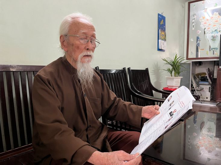 Mr. Hoang Ngoc Dau (born 1928, Viet Hung ward, Hanoi). Photo: Hoai Anh