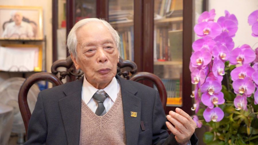 Cụ Trần Bá Lạn (sinh năm 1930, phường Cầu Giấy, Hà Nội).Ảnh: Hoài Anh