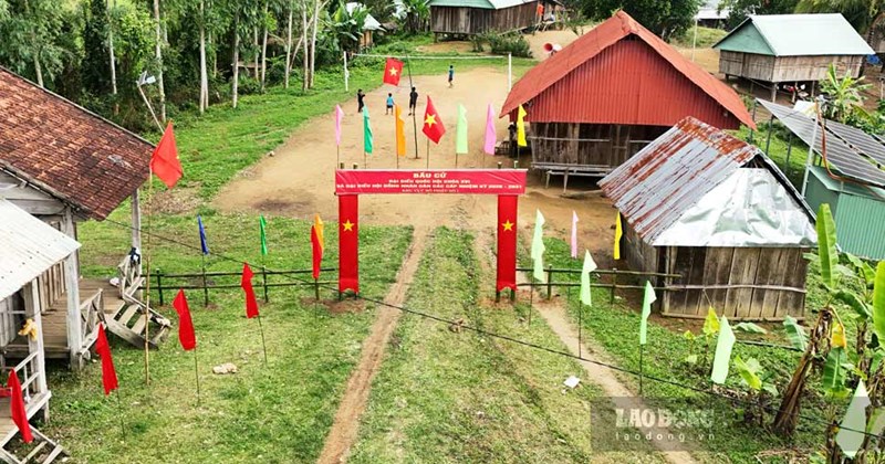 Gia Lai: Vượt đèo dốc hiểm trở, đưa phiếu bầu đến cử tri vùng xa