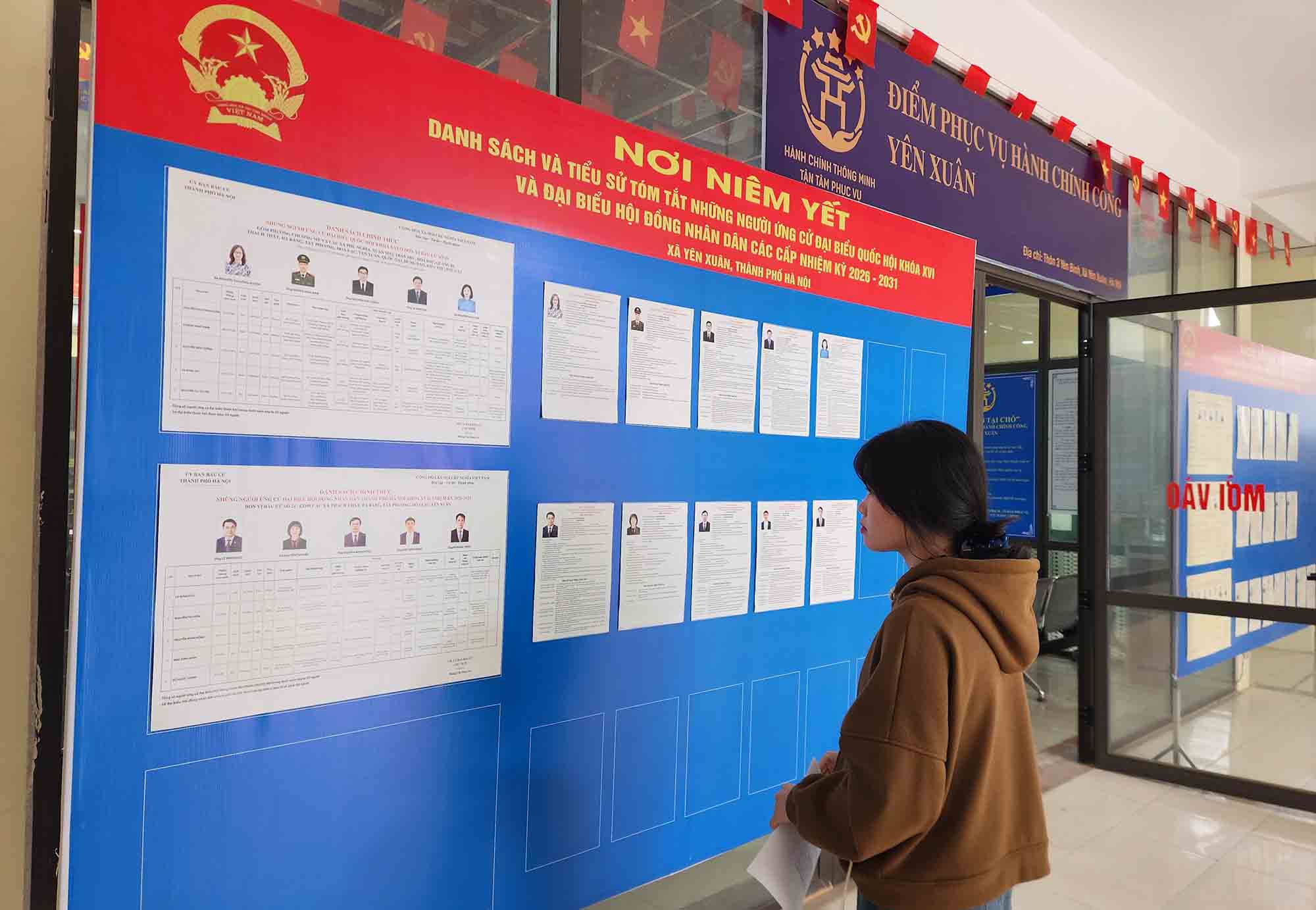 In case special situations arising beyond their authority, the provincial-level Election Commission shall promptly report to the National Election Council for consideration of handling plans. Photo: Anh Huy