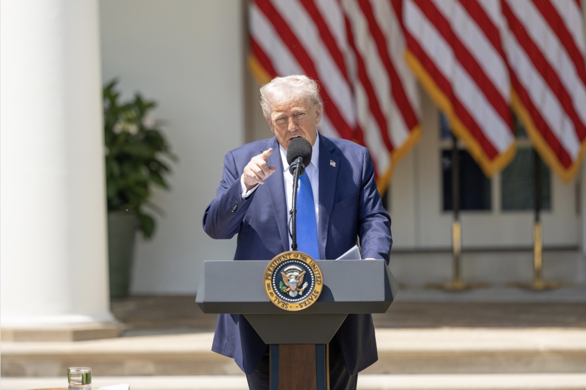 Mr. Trump speaks at the White House. Photo: Xinhua