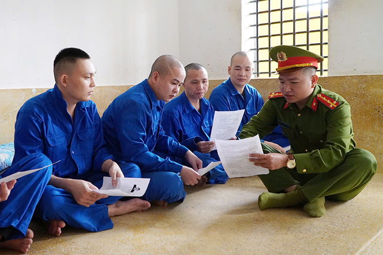 321 voters who are temporarily detained and imprisoned are ready for the big festival. Photo: Dien Bien Police