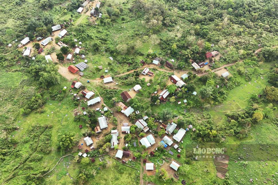 Thôn O2 có 57 hộ dân, với 131 cử tri. Ảnh: Hoài Phương