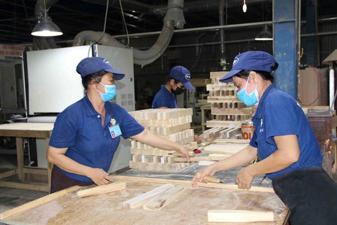 La industria maderera de la ciudad de Ho Chi Minh apunta a ampliar la cuota de mercado de exportación. Foto: Dinh Trong