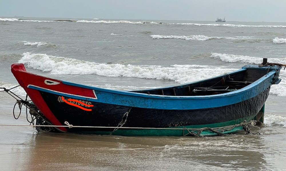 The boat sank at sea. Photo: Fisherman provided