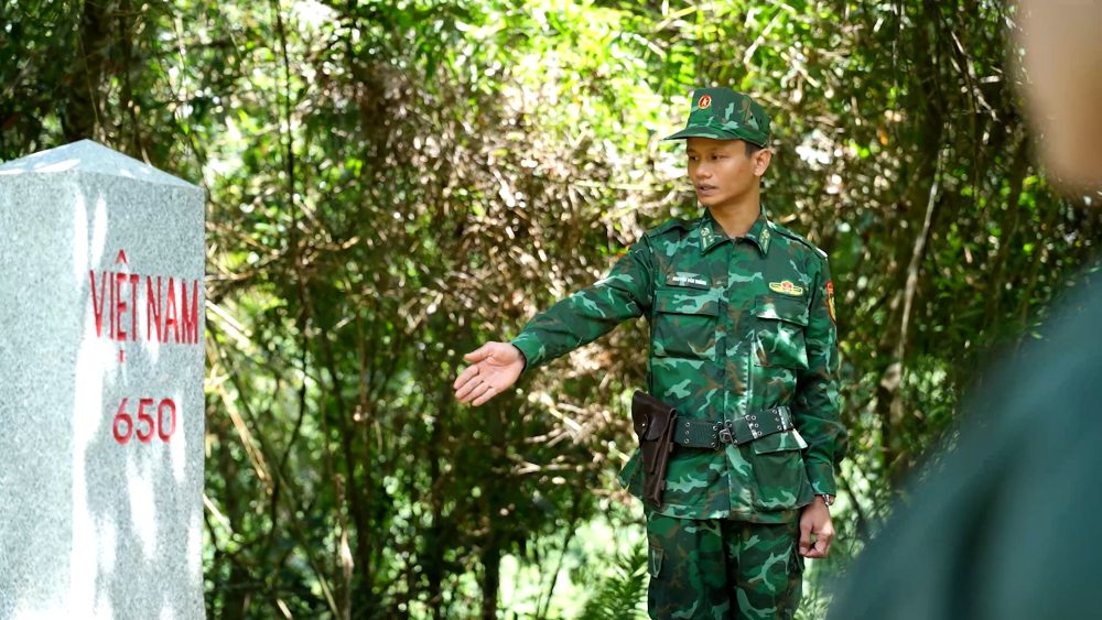 Steel shield" at the border of the Fatherland, protecting the safety of elections. Photo: Vo Tien