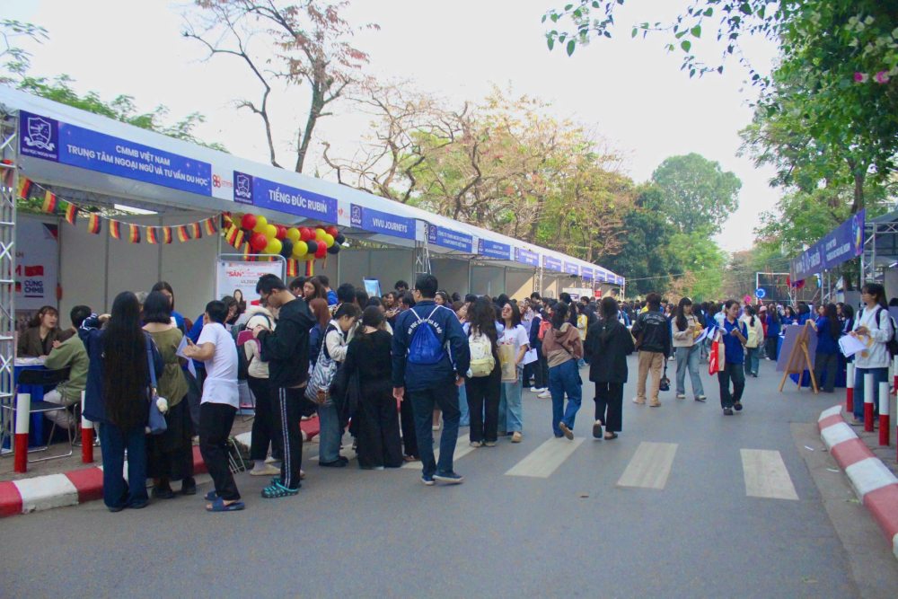 Ngày hội việc làm là cơ hội để các doanh nghiệp tìm kiếm những ứng viên tiềm năng, đáp ứng nhu cầu nhân lực chất lượng cao. Ảnh: Quỳnh Chi