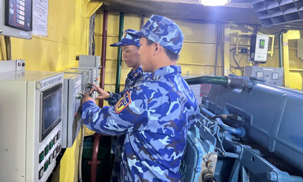 Training so that each Coast Guard soldier is not only proficient in technique and tactics but also firm in position and ideology. Photo: Gia Huy