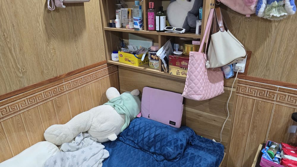 The reason parents should teach children how to clean their own rooms is to help them have a greater sense of responsibility. Photo: Tuan Dat