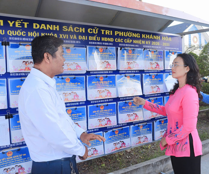 Qua kiểm tra, các điểm bầu cử đều đáp ứng yêu cầu tổ chức, sẵn sàng cho ngày bầu cử. Ảnh: Văn Nhanh