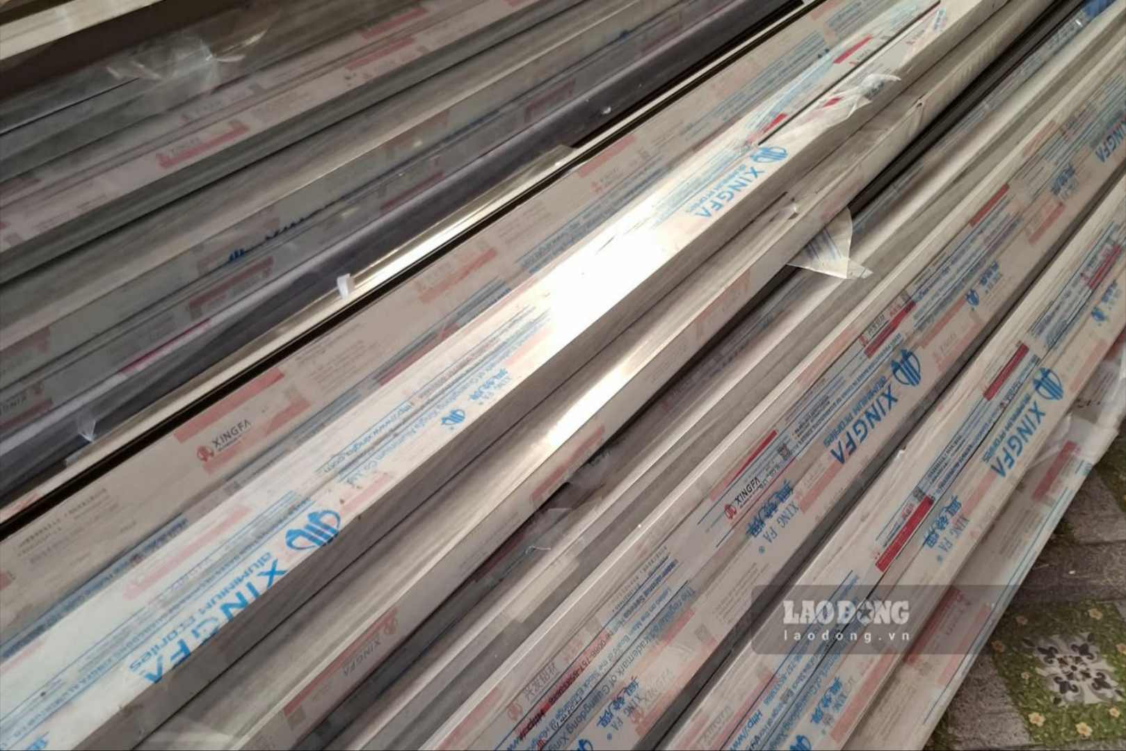 Nhôm thanh tăng 10.000 đồng/kg. Ảnh: Tô Công