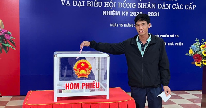 Công nhân hân hoan chọn đại biểu đại diện nguyện vọng