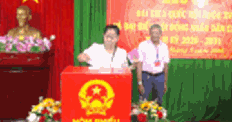 Cử tri Cần Thơ hài lòng với công tác bầu cử nhanh gọn, chu đáo