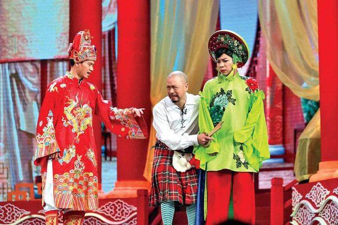 Director of Xuan Bac