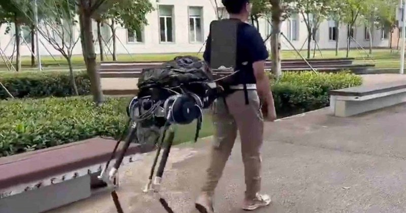 Trung Quốc phát triển thiết bị "ngựa người" hỗ trợ binh lính