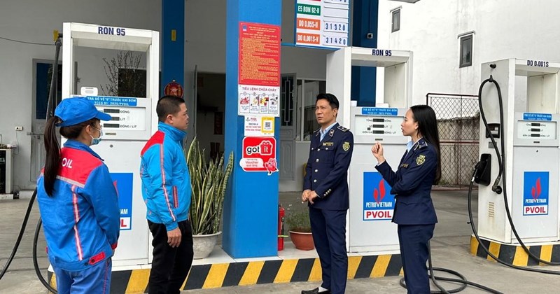 Ninh Bình: Xử phạt các cây xăng bán giá cao