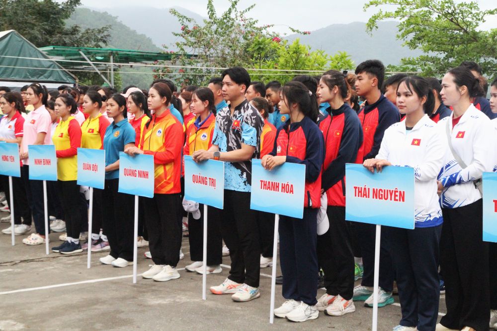 Gần 500 vận động viên tham gia Giải Đua thuyền rowing và canoeing 2026 tại Đà Nẵng. Ảnh: Thanh Huyền