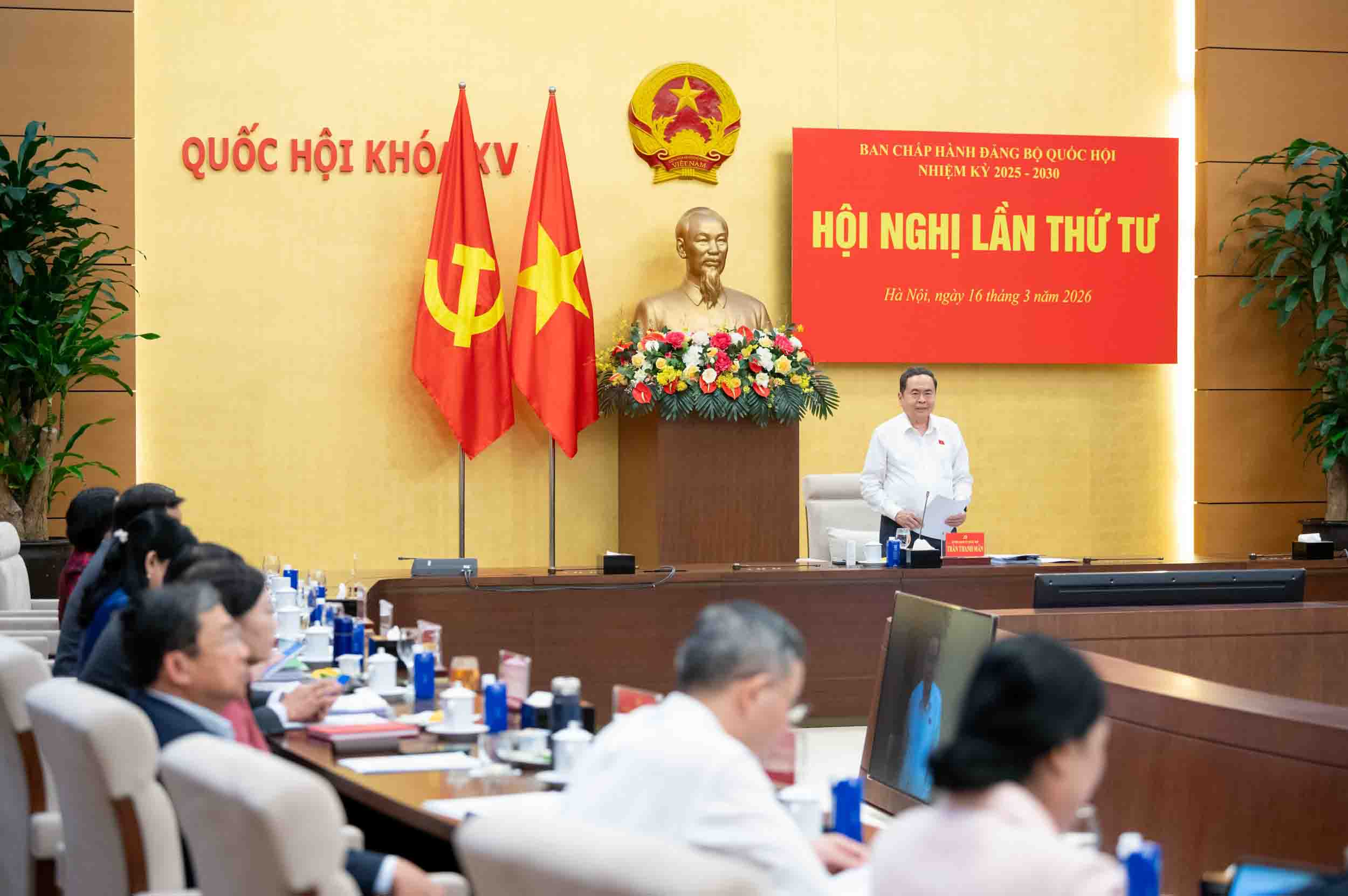 Ủy viên Bộ Chính trị, Chủ tịch Quốc hội Trần Thanh Mẫn chủ trì Hội nghị. Ảnh: Phạm Thắng.