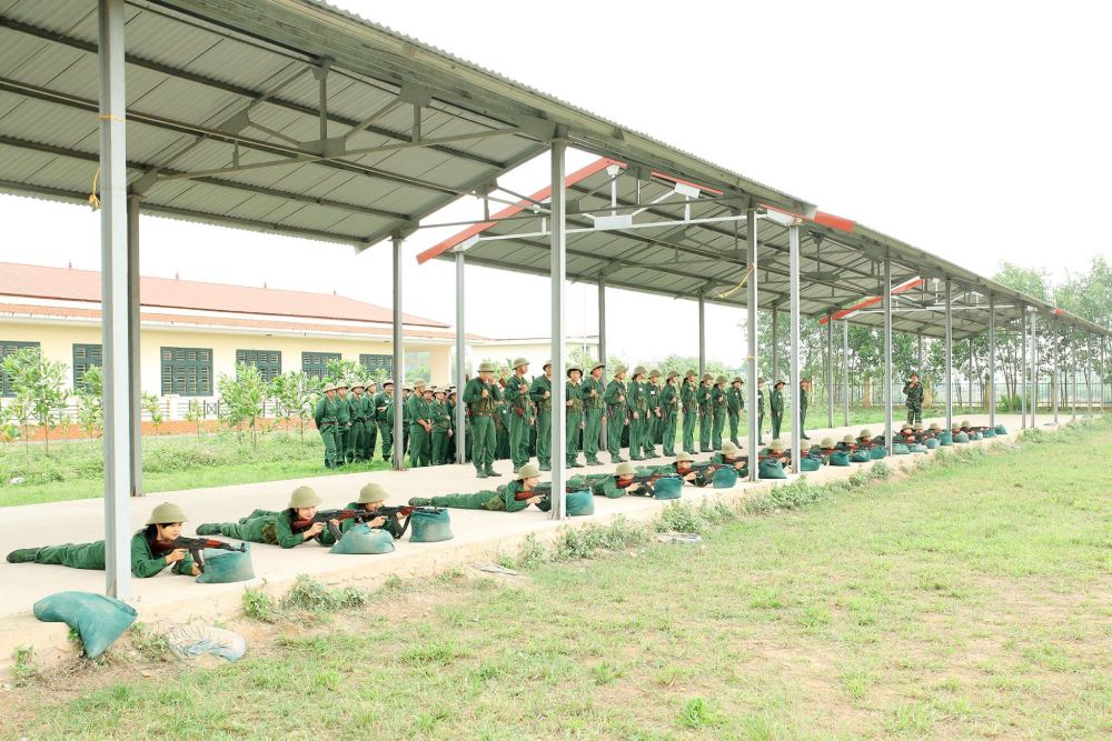 Planning the national defense and security education center system does not receive support resources from foreign organizations and individuals. Photo: bacgiang. gov. vn