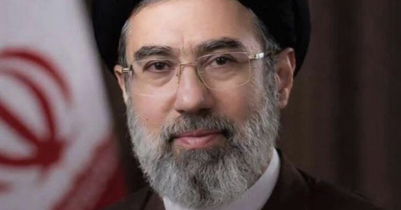 Tin đồn lãnh tụ Iran bí mật ra nước ngoài chữa bệnh
