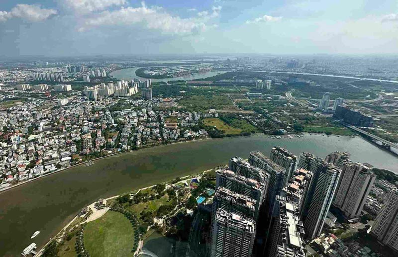 Stemming from many reasons, there are still many backlog projects facing obstacles in land valuation. Photo: Bao Chuong