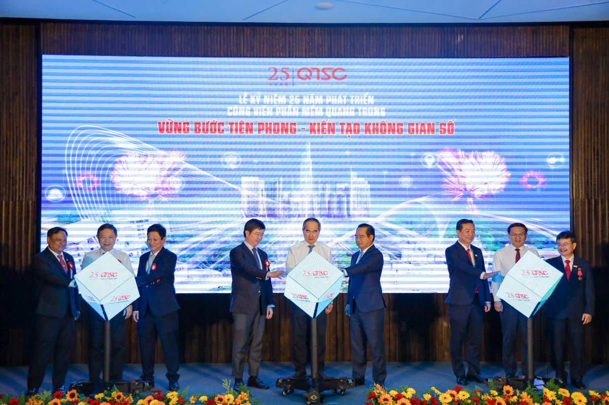 The 25th anniversary of the development of Quang Trung Software Park (QTSC) took place on the afternoon of March 16. Photo: Duy Dang