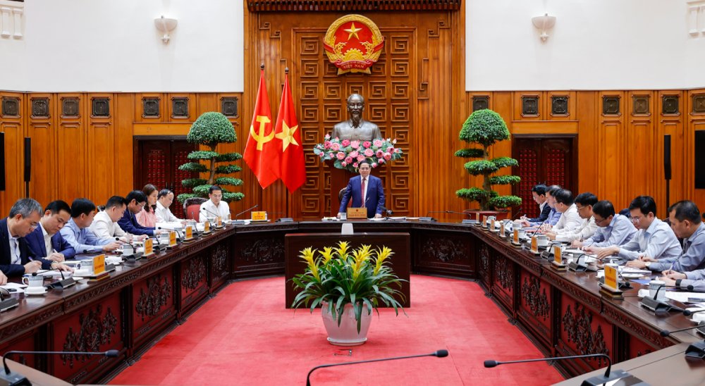 Thủ tướng Chính phủ yêu cầu tăng cường kiểm tra, giám sát hoạt động kinh doanh xăng dầu. Ảnh: VGP