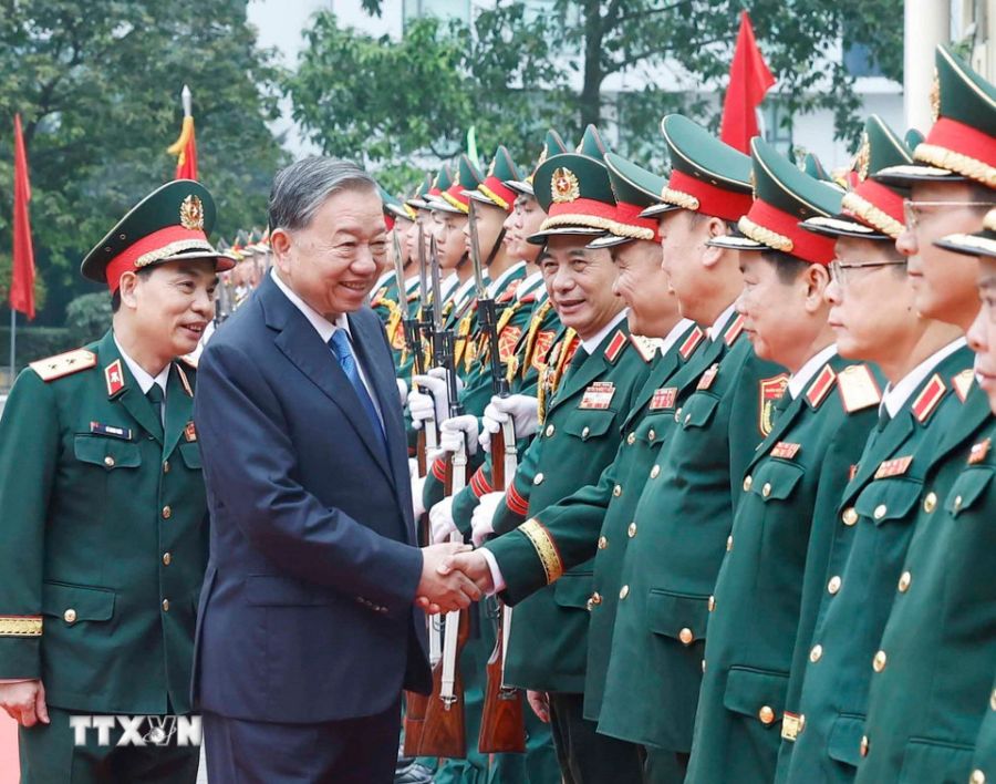 Tổng Bí thư Tô Lâm đến thăm và làm việc với Học viện Kỹ thuật quân sự. Ảnh: TTXVN 