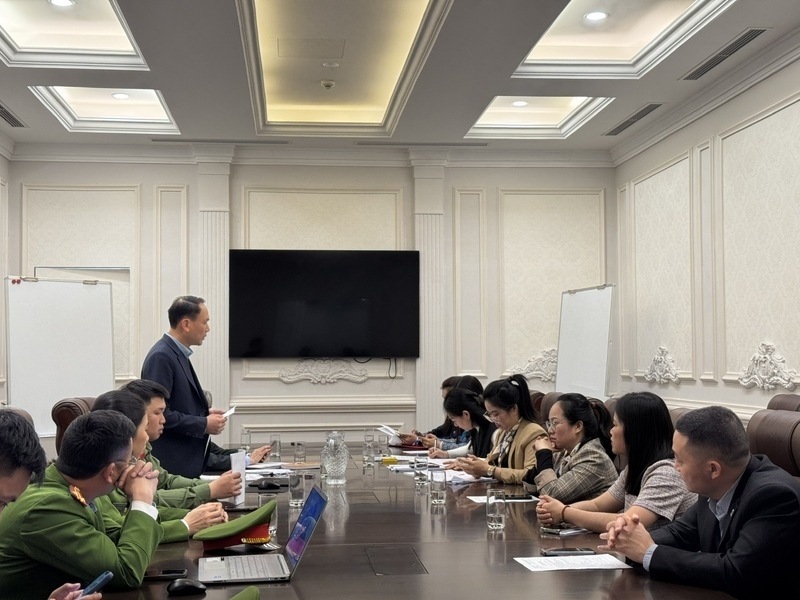 Đoàn kiểm tra liên ngành kiểm tra tại khách sạn Four Points by Sheraton Lạng Sơn dịp lễ hội Kỳ Cùng - Tả Phủ. Ảnh: Khánh Linh