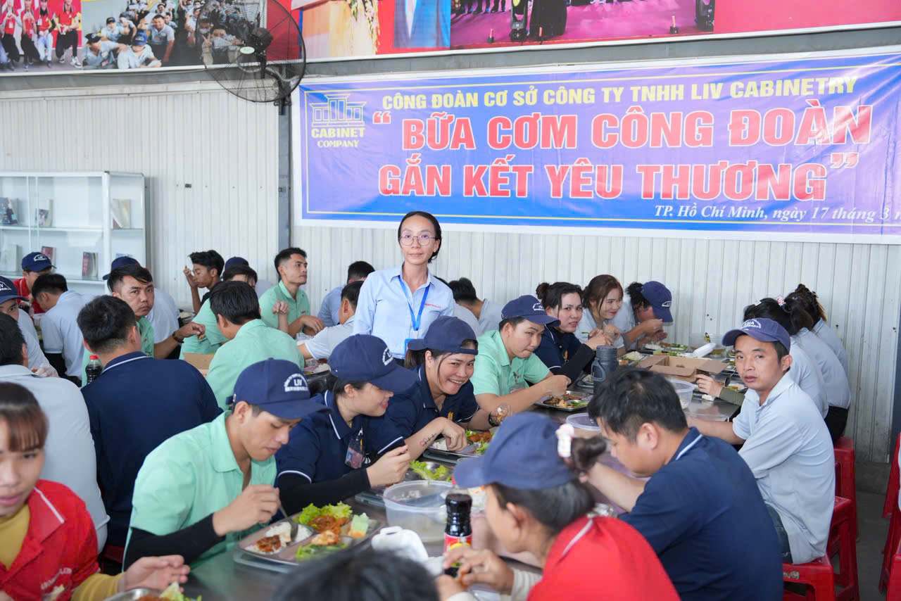 Trade Union Meal - Connecting Love" program for union members at Liv Cabinetry Co., Ltd. Photo: Grassroots Trade Union provided