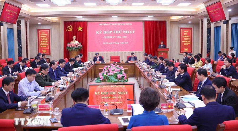 First session of the Central Theoretical Council for the 2026-2031 term. Photo: VNA