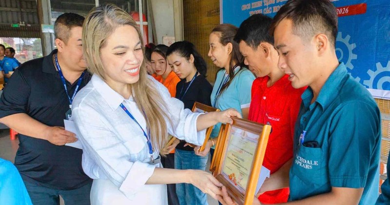 TP.HCM: Vinh danh 120 cá nhân và 7 tập thể xuất sắc