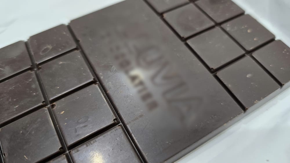 박하 맛 다크 초콜릿을 올바르게 섭취하면 건강에 많은 이점이 있습니다. 사진: 뚜언 닷