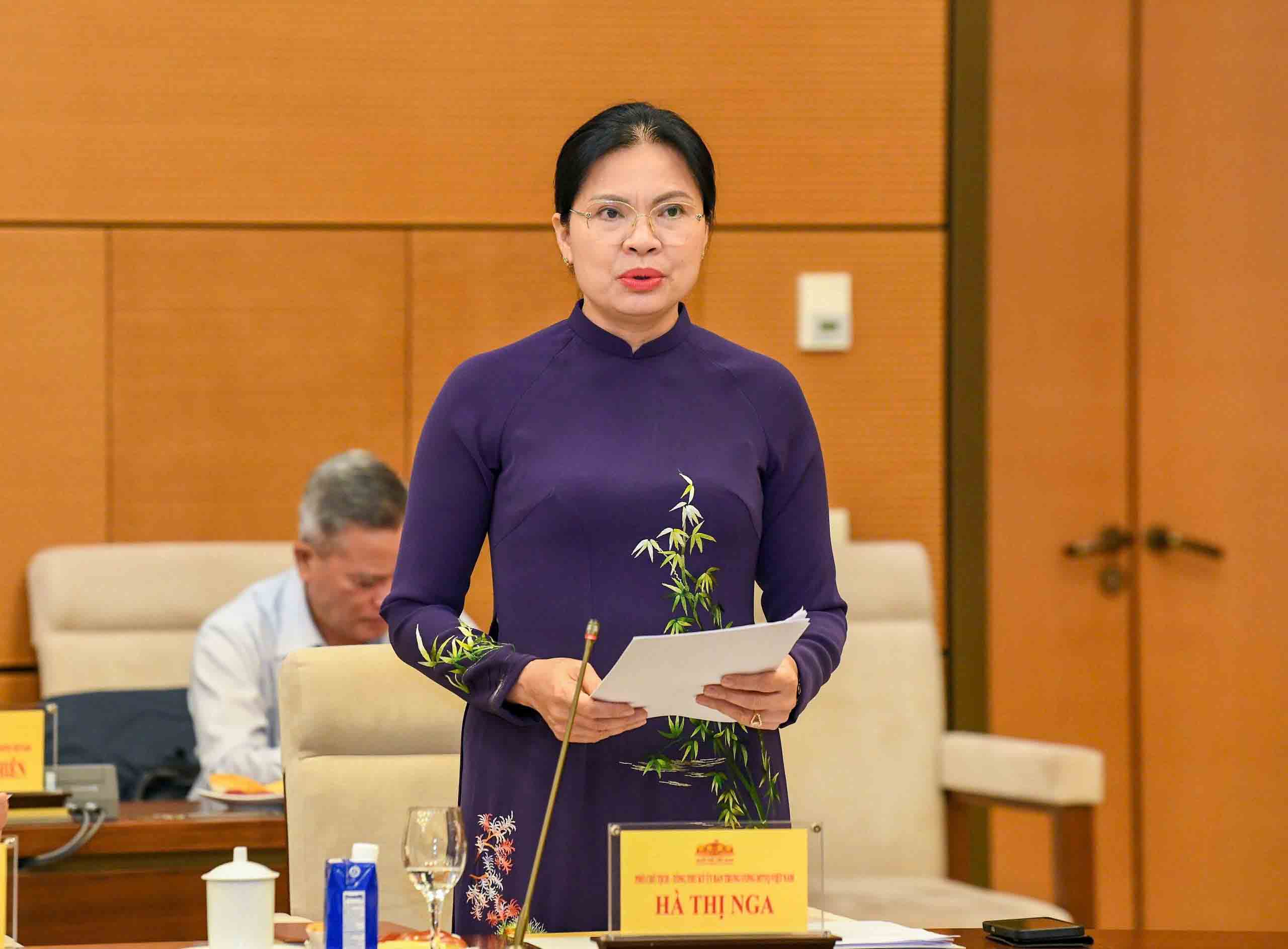 Bà Hà Thị Nga - Ủy viên Trung ương Đảng, Phó Chủ tịch, Tổng Thư ký Ủy ban Trung ương MTTQ Việt Nam. Ảnh: Lâm Hiển.