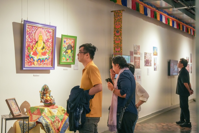 「ズエン・リン」展は、ベトナムのキム・カン・トゥア学者、研究者コミュニティとの長期にわたる研究、フィールドワークの結果です.