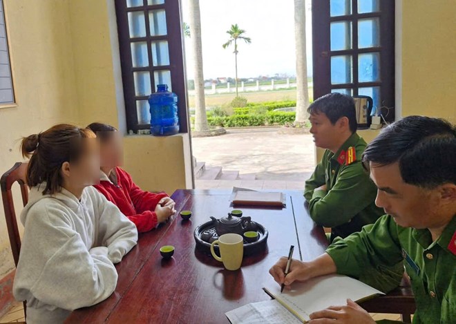 Một gia đình ở Ninh Bình suýt sập bẫy lừa đảo khi tìm con gái mất tích