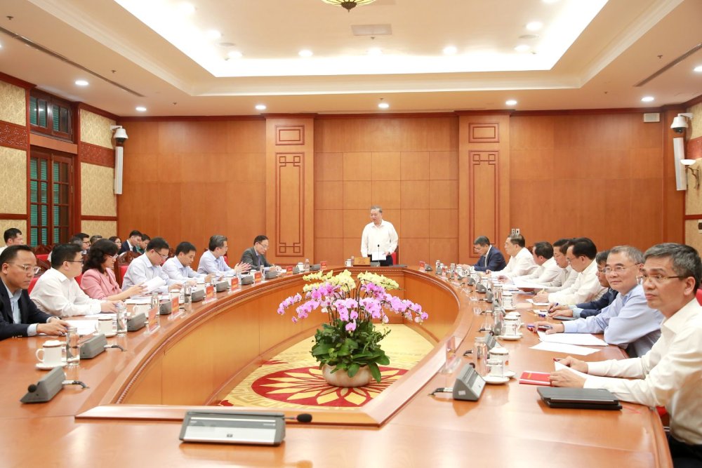 Tổng Bí thư Tô Lâm phát biểu chỉ đạo tại buổi làm việc. Ảnh: Hiền Hòa