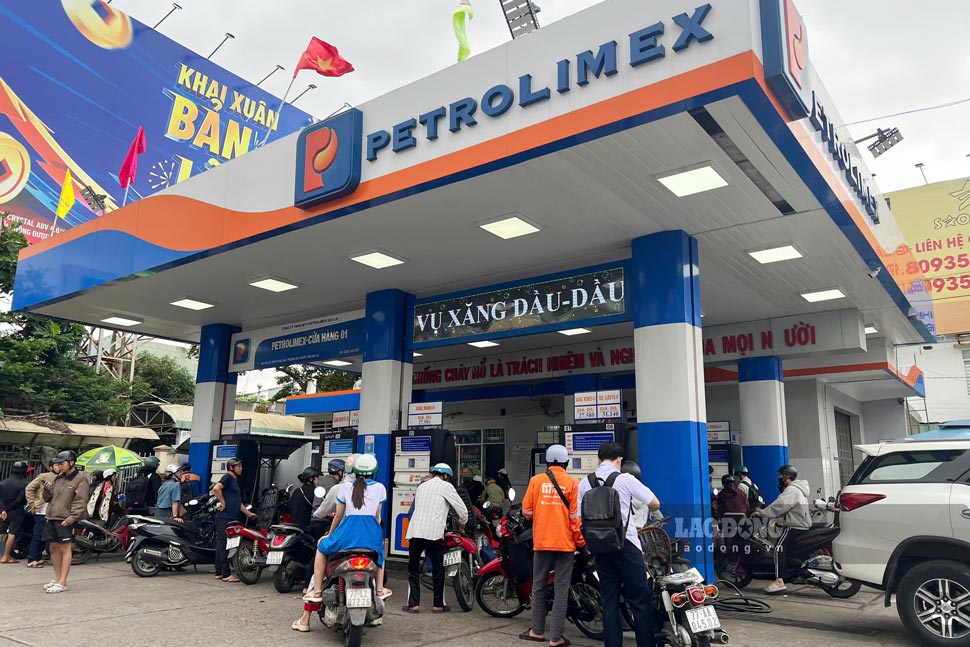 ザライ省のペトロリメックスシステムに属するガソリンスタンド。写真:ホアイ・フオン