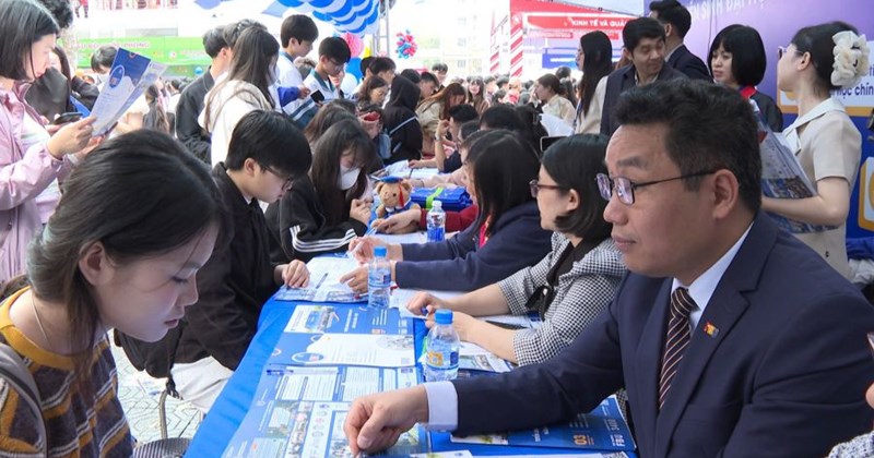 Nhiều trường đại học mở các ngành đào tạo mới