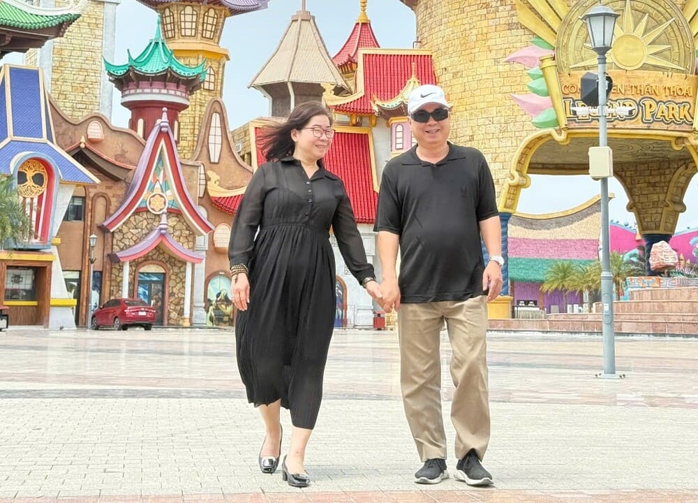 Les vœux significatifs que les couples s'offrent mutuellement à l'occasion de la Journée internationale du bonheur 20. 3. Photo: Tuấn Đạt