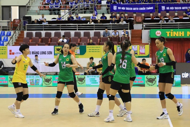 VTV Binh Dien Long An meets Hanoi at Hoa Lu Cup 2026 volleyball tournament. Photo: VFV
