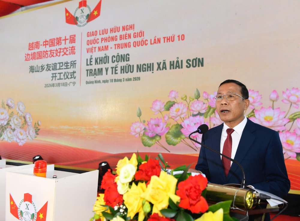 Ông Lê Văn Cường - Chủ tịch UBND xã Hải Sơn - phát biểu tại buổi lễ. Ảnh: Trần Vương